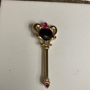 GIVENCHY Elegant Gold and Pink Brooch